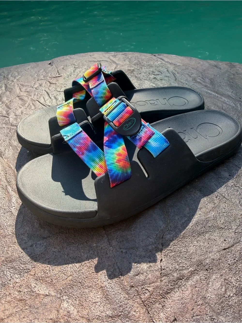 Chaco Chillos Rainbow Tie-Dye Slide Sandals Size K6 or Women 7